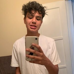 Meet your Posher, Felix